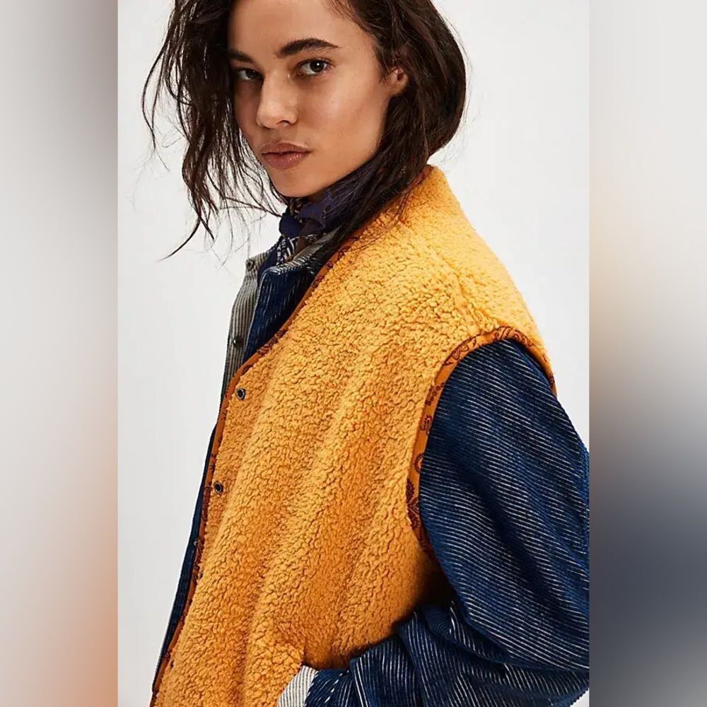 Free People Outlaw Sherpa Vest - Picture 3 of 6